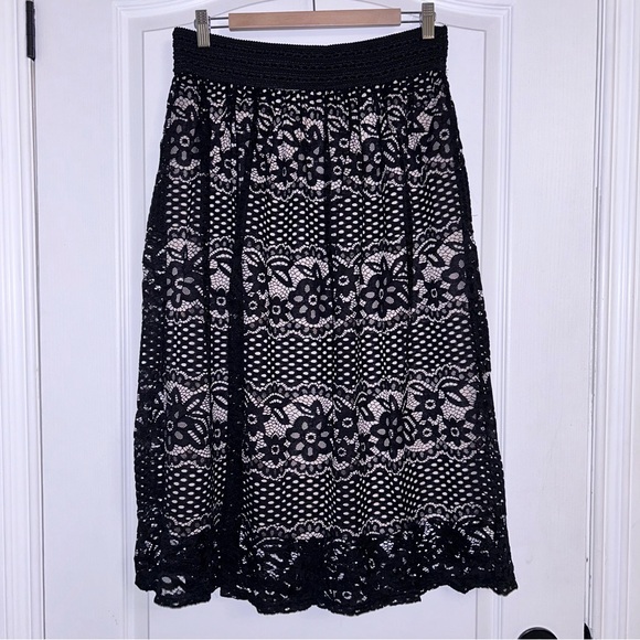 Lace Skirt - Picture 7 of 7